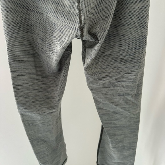 Lululemon Athletica Gray Leggings Modern Fit - Picture 6 of 9